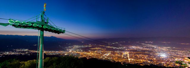 Skoje by night