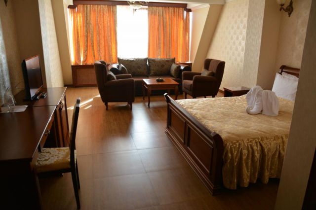 Hotel White Stone 