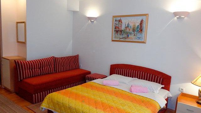 Hotel Tokin House