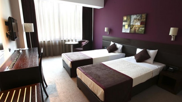 Queens Hotel