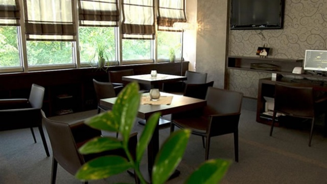 Queens Hotel