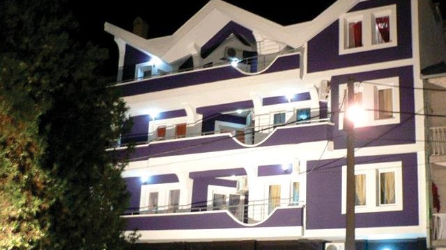 Hotel Leder