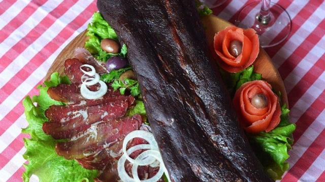 Restoran Longurov