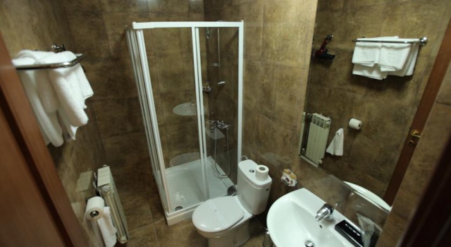 Hotel Kratis