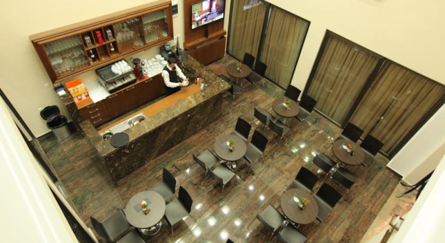 Hotel Kratis