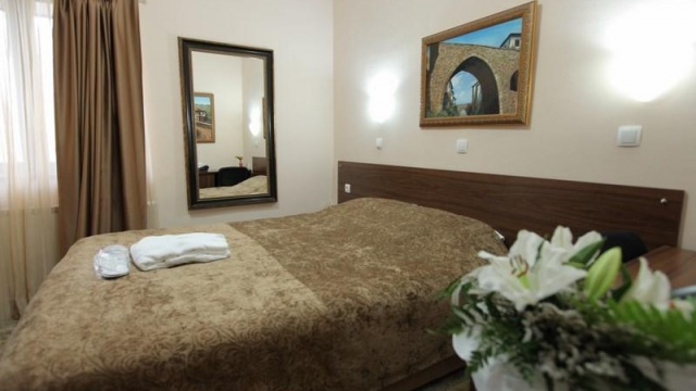 Hotel Kratis