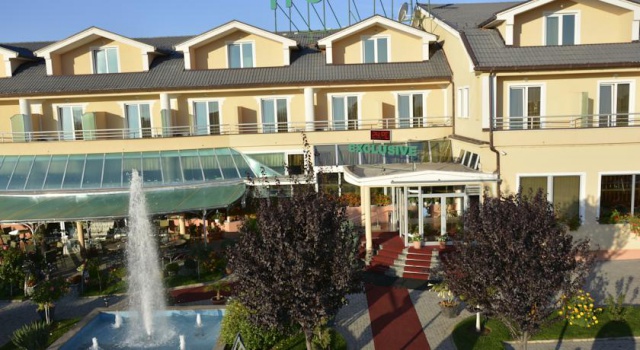 Exclusive Hotel