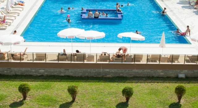 Park Lakeside hotel