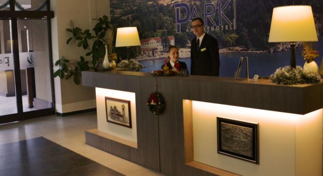 Park Lakeside hotel