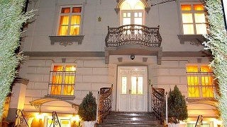 Hotel Tokin House